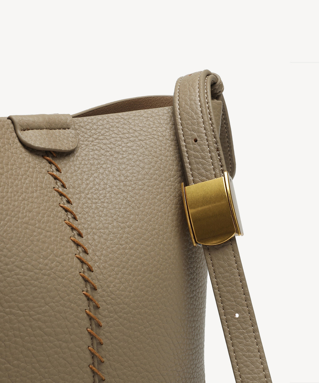Unisex shoulder bag